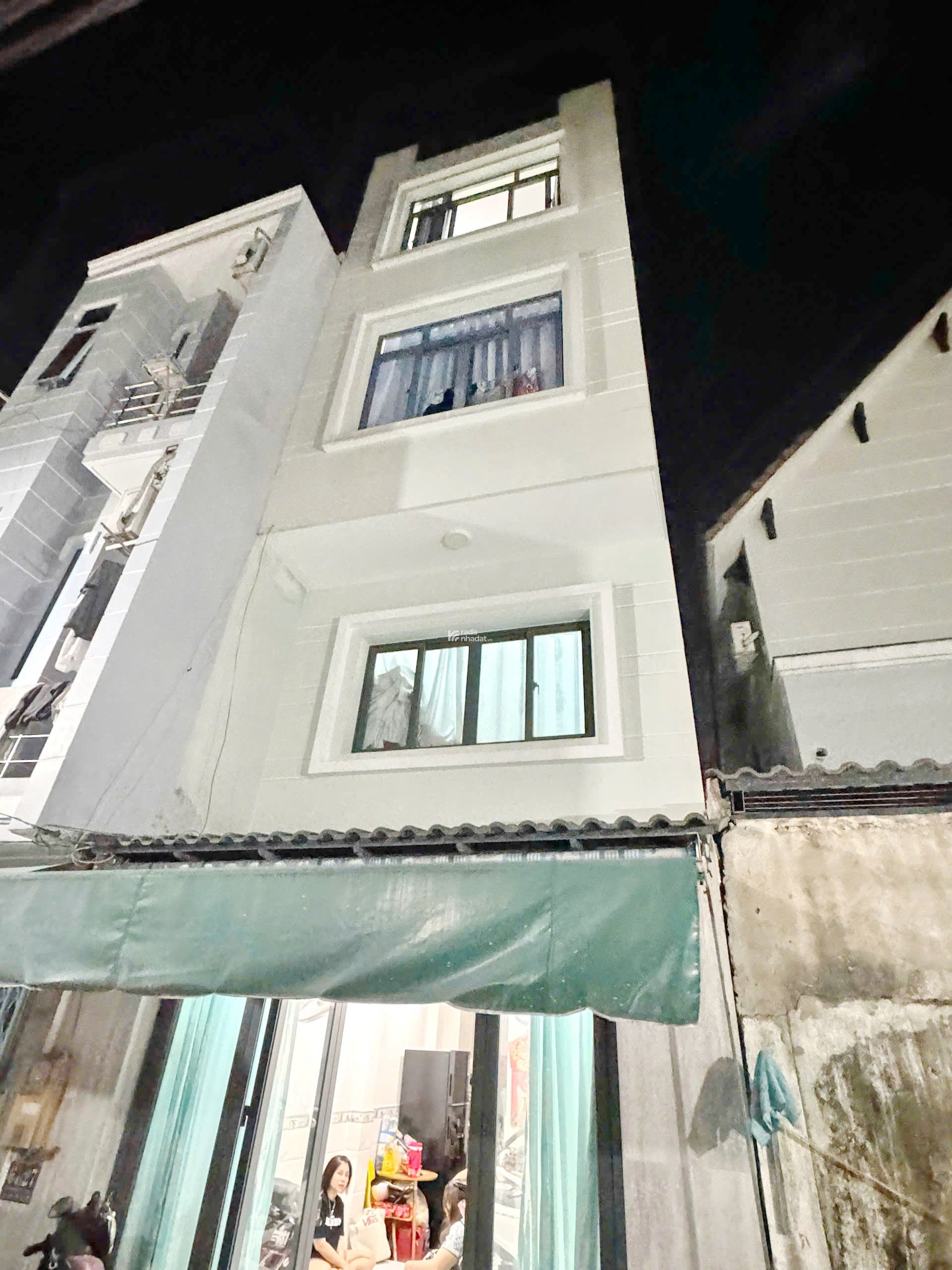 Bán nhà hẻm Q7, 1 trệt 1 lửng 2 lầu, 5,2 tỷ, 66m2.
