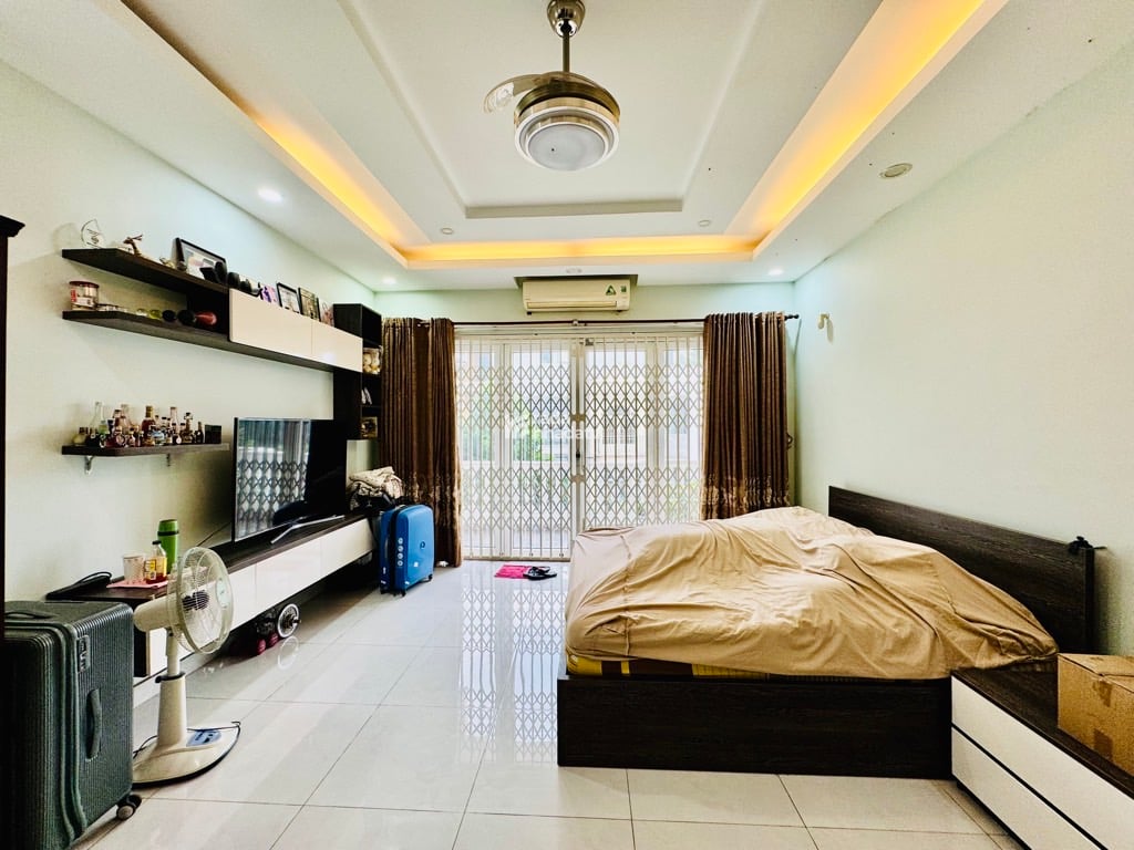 Bán biệt thự Mặt tiền khu Tên Lửa - 9 x 20 x 4 tầng đẳng cấp , sang trọng, đáng sở hữu ngay 