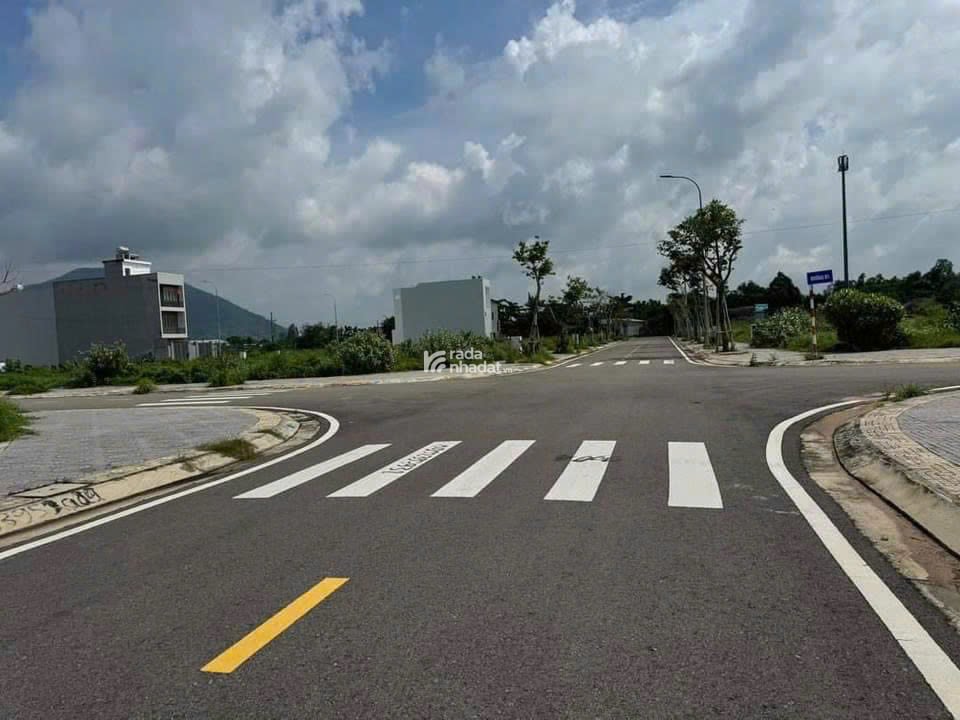 Tin được không ? Đất gần sân bay giá chỉ 17tr/m2 , ngay cao tốc Biên Hòa - Vũng Tàu, SHR