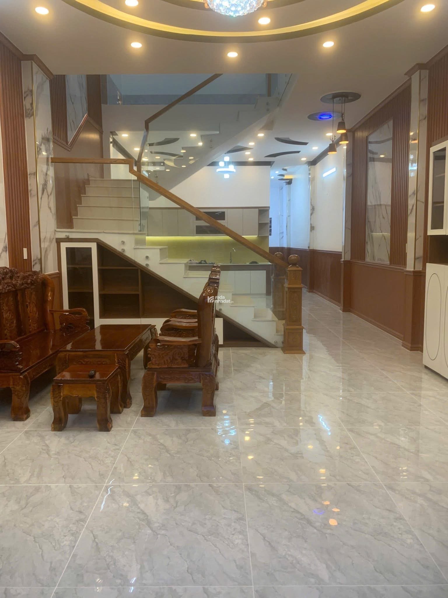 Bán nhà 1 trệt 1 lầu siêu đẹp. Bến Lức - Long AN 