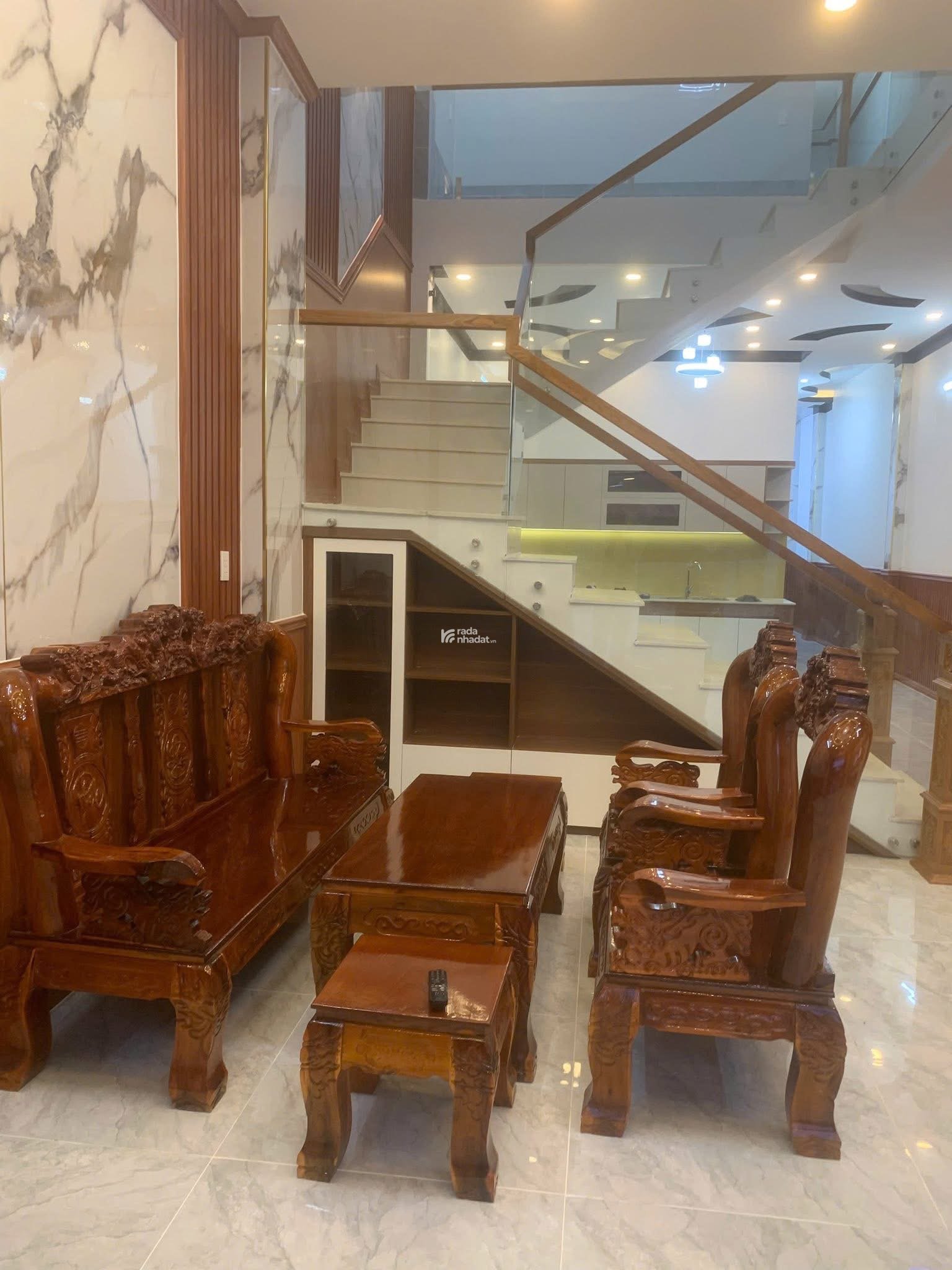 Bán nhà 1 trệt 1 lầu siêu đẹp. Bến Lức - Long AN 