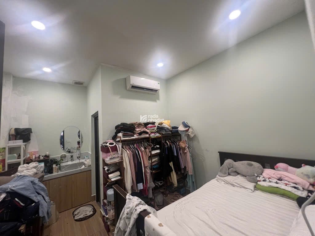 NHÀ MỚI,NGAY CẦU HẬU GIANG,QUẬN 6 (3.7m x 13m x 2 TẦNG) 5 TỶ TL