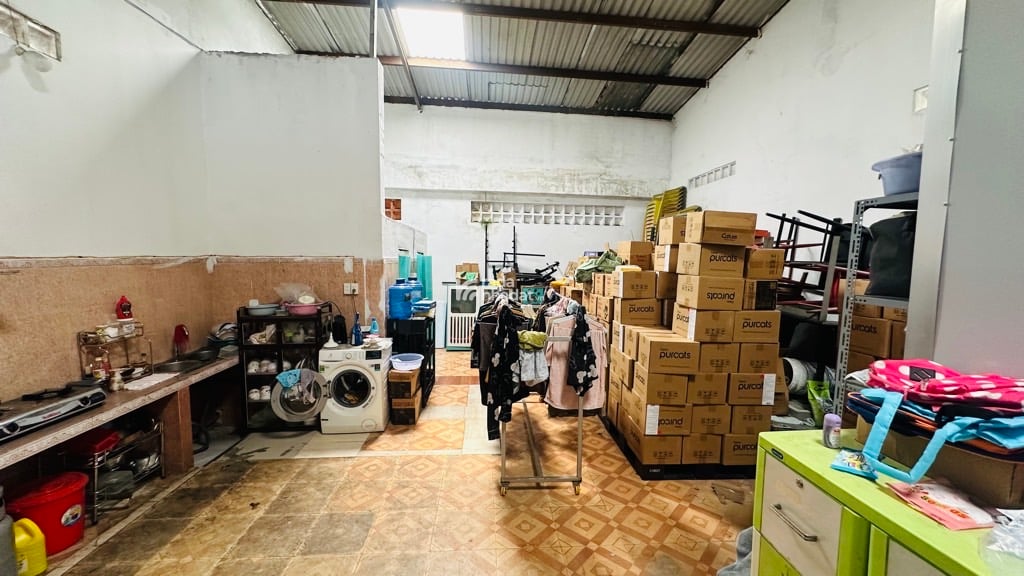 HẺM XE TẢI SÁT MẶT TIỀN GẦN BV THỦ ĐỨC NỞ HẬU DÒNG TIỀN ỔN ĐỊNH 220m2 CHỈ 12 TỶ.