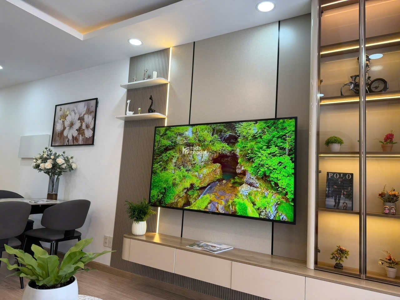 Bán nhanh căn hộ Sky garden 3, PMH, Q7, đt 72 m2, Tk 3PN nhà mới đẹp, giá chỉ 6,4 tỷ 