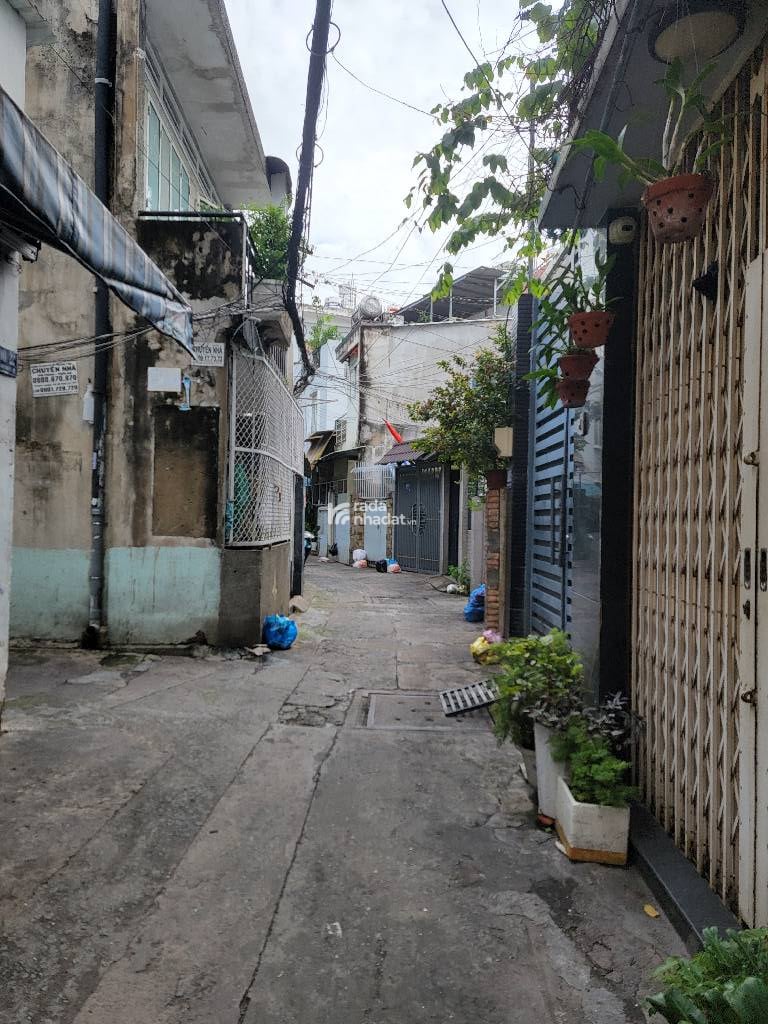 HẺM XE HƠI SÁT VÁCH. HOÀNG HOA THÁM, BÌNH THẠNH, 70M2 TIỆN CẢI TẠO. GIẢM 550TR CHỈ 8T TL 