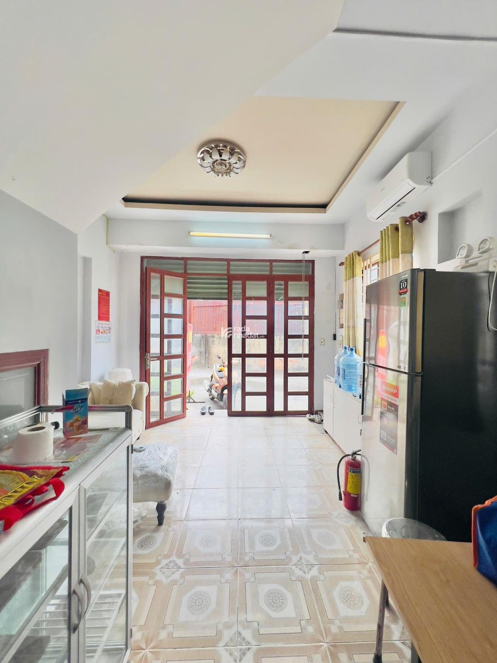 NHÀ TÂN KỲ TÂN QUÝ, HẺM Ô TÔ 8M ĐẬU CỬA, KINH DOANH TỐT, 40M2 NGANG 4 DÀI 10, CHỈ 4.2 TỶ TL