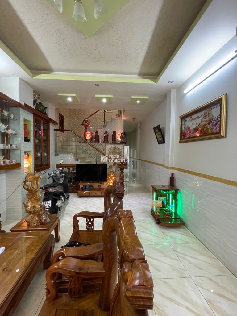 NGAY CHỢ VẢI, MTKD VĂN CAO, TÂN PHÚ, 129M2 CÓ KC Ở NGAY. GIẢM 550TR CHỈ CÒN 16.9T TL 