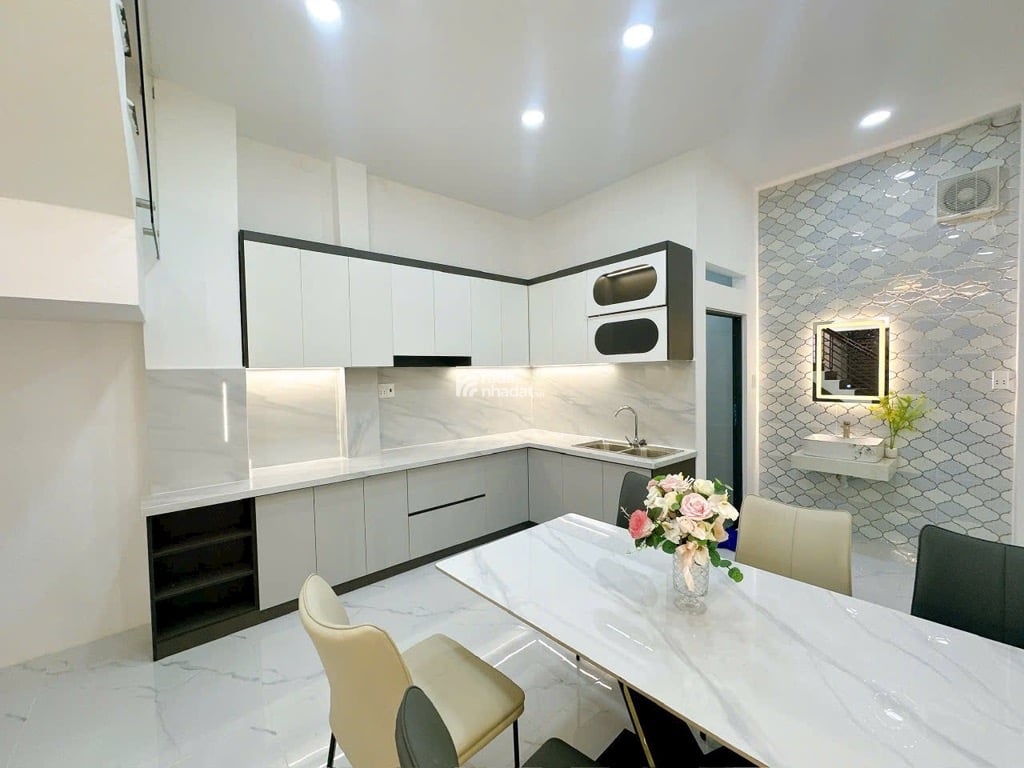 Bán Nhà Siêu Phẩm Hẻm Vip, Nguyễn Thị Kiểu, Quận 12 , Gi/á 5.95 TỶ