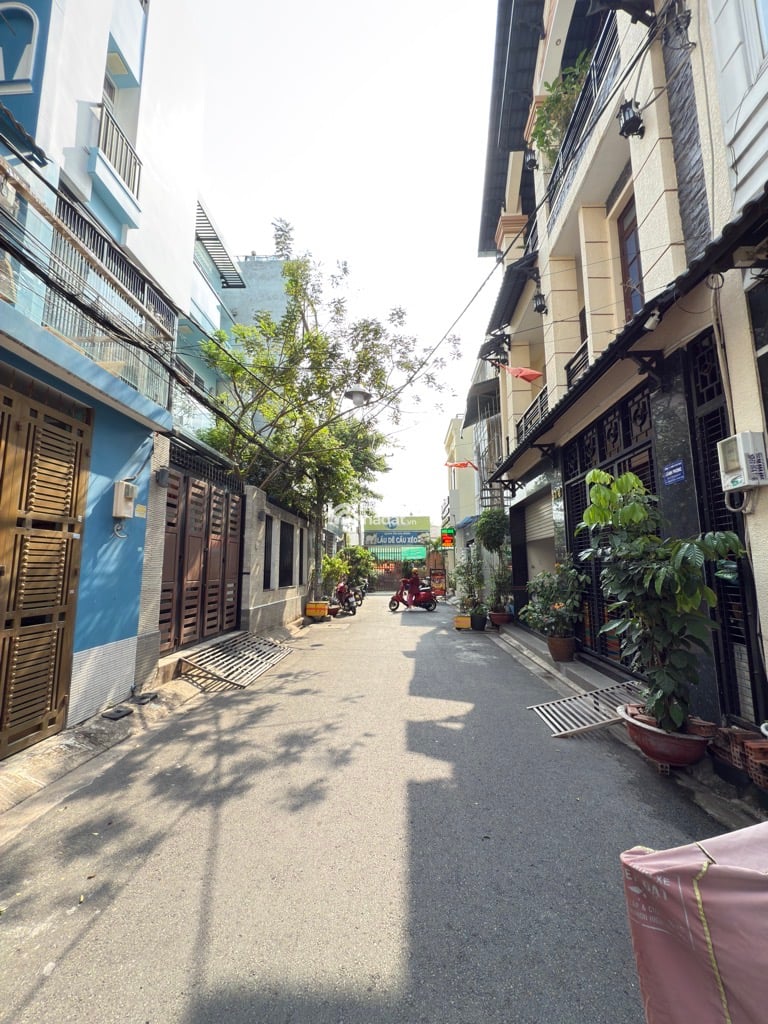 HẼM NHỰA 7M - CẦU XÉO -TÂN QUÝ -TÂN PHÚ - DT: 4 *16M - 7.4 TỶ
