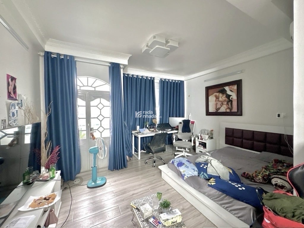 Huỳnh Văn Bánh P15 Phú Nhuận - 5 Tầng - Hẻm 1 Trục - Hẻm Trước nhà 4,5m