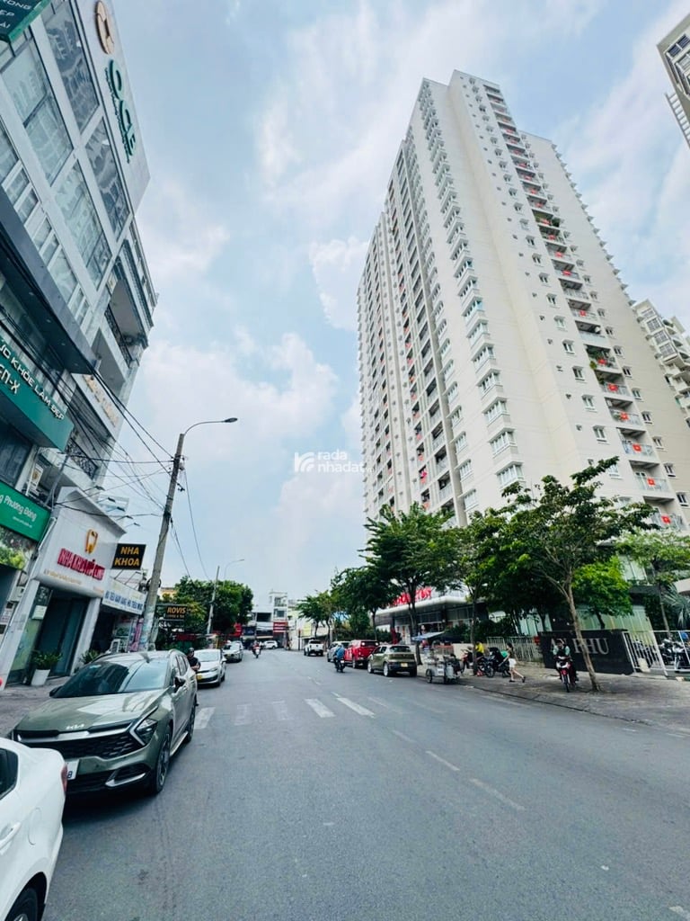 BÁN NHÀ AN LẠC DIỆN TÍCH KHỦNG 400M2 NGANG 20M SÁT VÕ VĂN KIỆT ĐƯỜNG 6M NHỈNH 20TỶ  