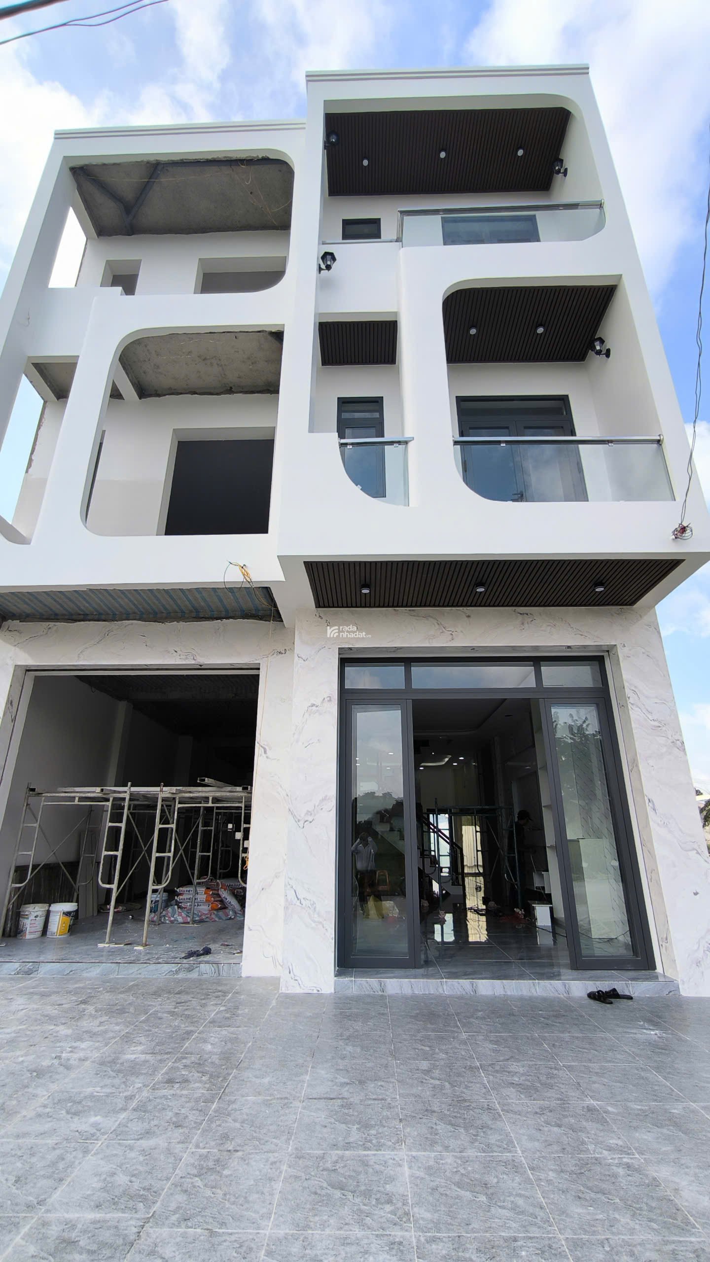 Siêu phẩm 2 lầu Tương Bình Hiệp đẹp hơn hình, giá mềm hơn tưởng tượng