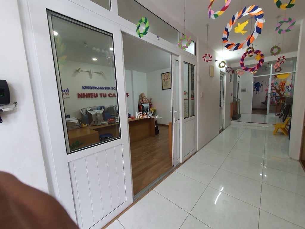 NHÀ MẶT TIỀN NHIÊU TỨ PHÚ NHUẬN,ĐANG CHO THUÊ HỆ THỐNG TRƯỜNG MẦM NON TOÀN CẦU 50 TR/TH