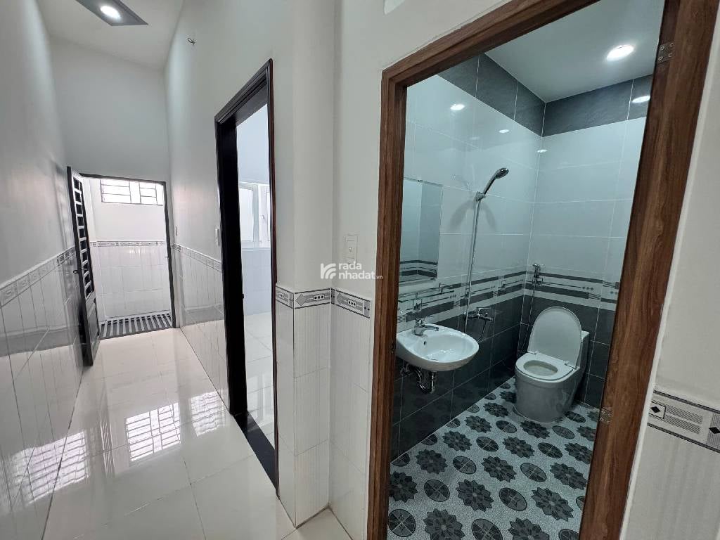 BÁN NHÀ BÌNH TÂN 60M2 3 TẦNG 5PN 5.4 TỶ KẾ NGUYỄN SƠN GIÁP TÂN PHÚ