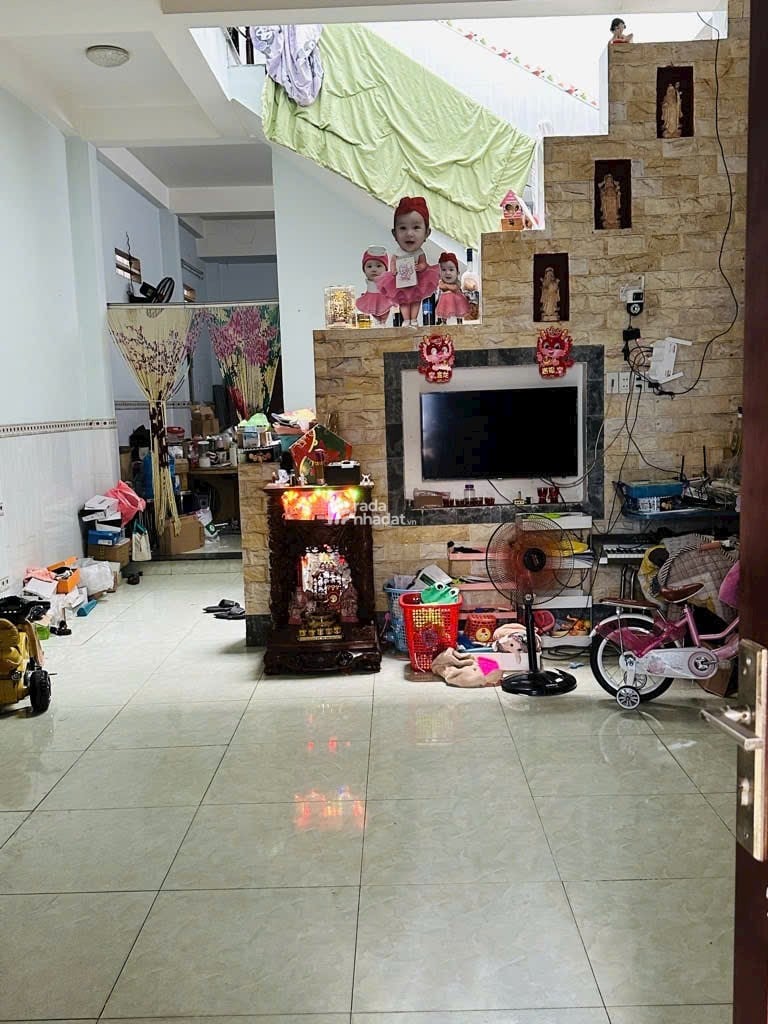 NGAY CHỢ LẠC QUANG TRƯỜNG CHINH _ 165m2 FULL THỔ _ NHÀ ĐÚC BTCT _ DÃY TRỌ DÒNG TIỀN _ 164M2 ĐỦ 