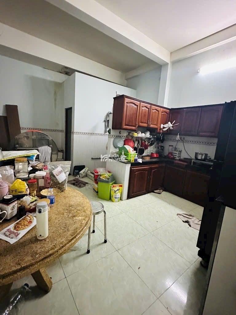 NGAY CHỢ LẠC QUANG TRƯỜNG CHINH _ 165m2 FULL THỔ _ NHÀ ĐÚC BTCT _ DÃY TRỌ DÒNG TIỀN _ 164M2 ĐỦ 