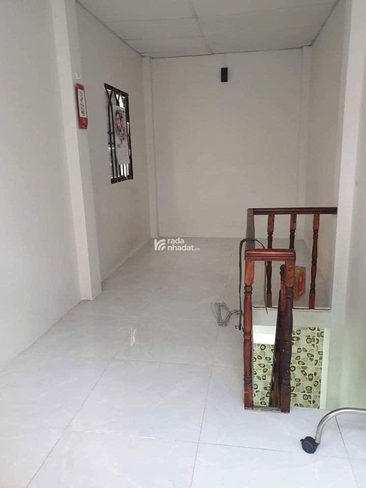 NGUYỄN THIỆN THUẬT, BÌNH THẠNH, 17M2 KINH DOANH SIÊU ĐỈNH. GIẢM 650TR CHỈ CÒN 2T TL 