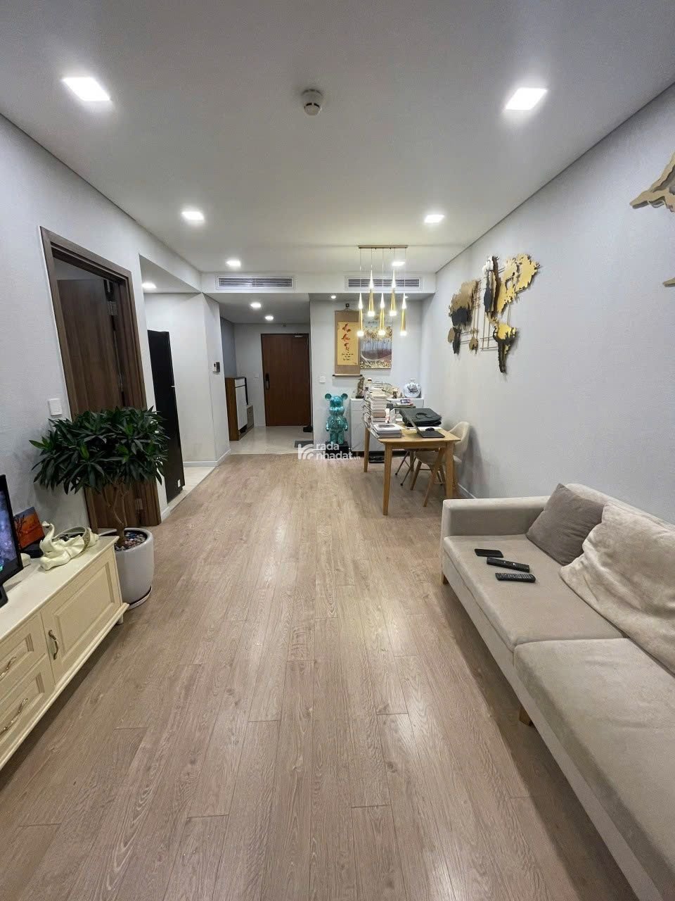 Chính chủ cho thuê căn 78m2 toà Center Point - Lê Văn Lương