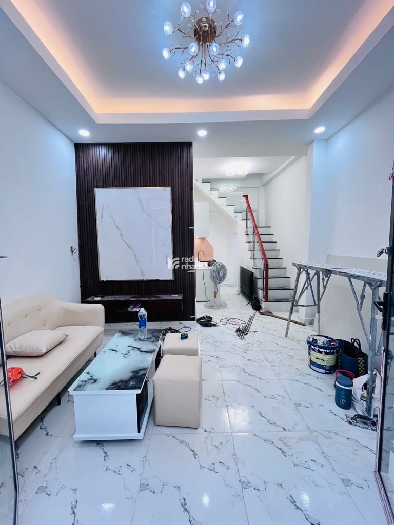 Nhà Giá Rẻ - Âu Dương Lân - Quận 8 - ngang 4m2 -  3 phòng - Hiện Hữu - chỉ nhỉnh 3ty