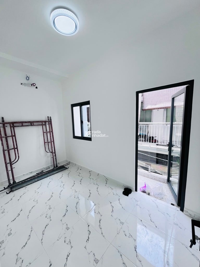 Nhà Giá Rẻ - Âu Dương Lân - Quận 8 - ngang 4m2 -  3 phòng - Hiện Hữu - chỉ nhỉnh 3ty
