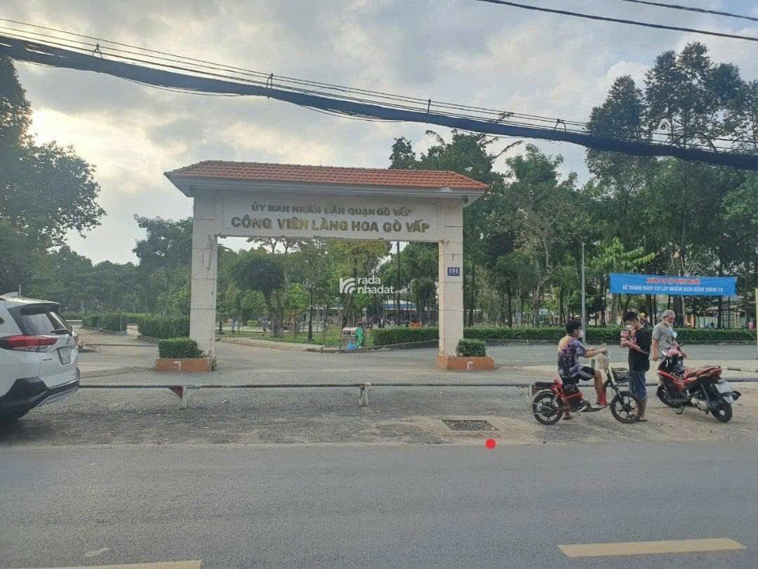 Bán nhà 4 lầu đi bộ tới CV Làng Hoa hẻm 347 Lê Văn Thọ ngang 4.5m 81m2 sổ A4 9 tỷ hơn. 