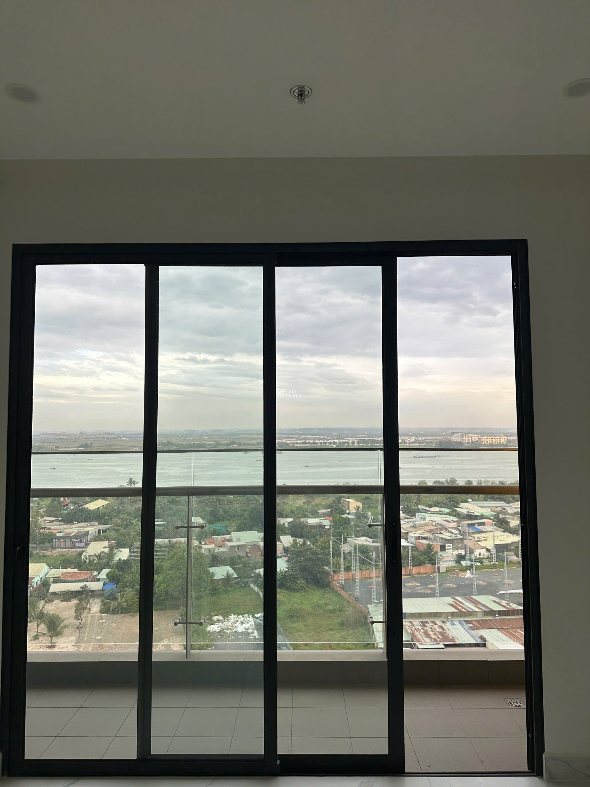 Bán nhanh căn hộ 2PN2WC, The Beverly, View Sông trực diện