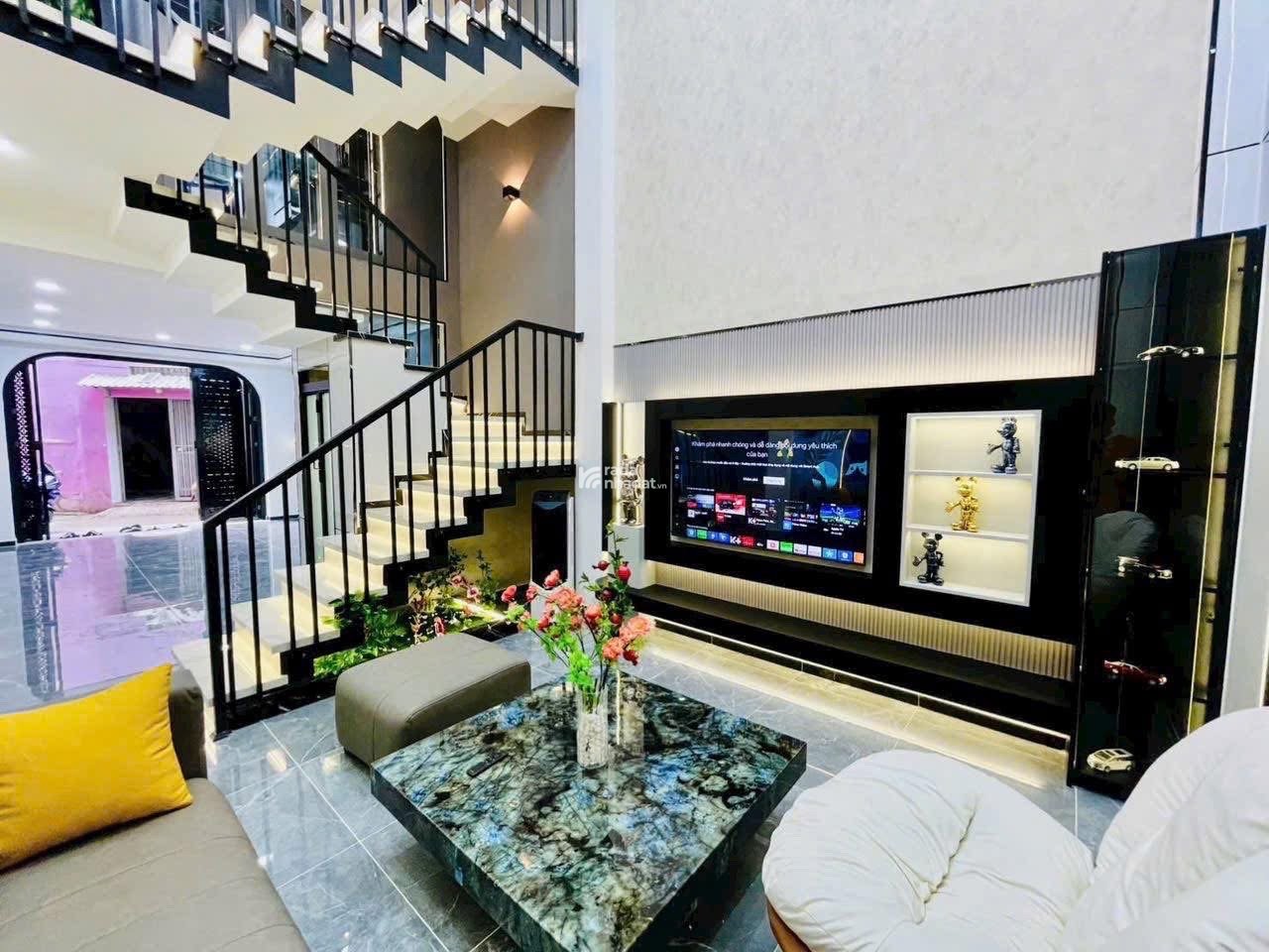 Bán nhà vị trí đẹp ở Lê Lai, P3, Q. Gò Vấp. Giá 2tỷ530 , 52m2, SHR