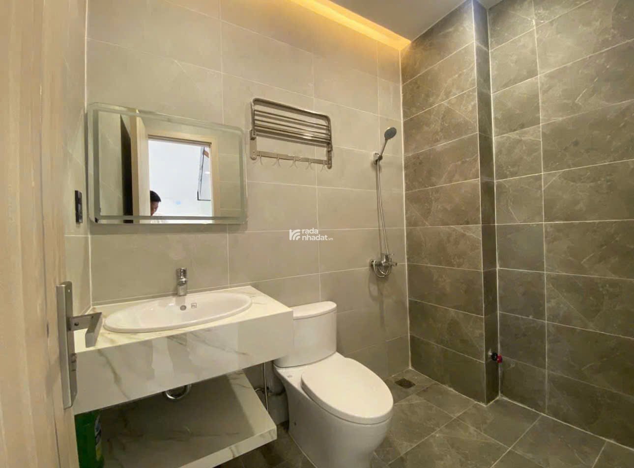 Duy Nhất Căn Nhà Đẹp 2 Tầng, Gần Chợ Phạm Văn Hai, Tân Bình - SHR - 4 Tỷ 150/62m2