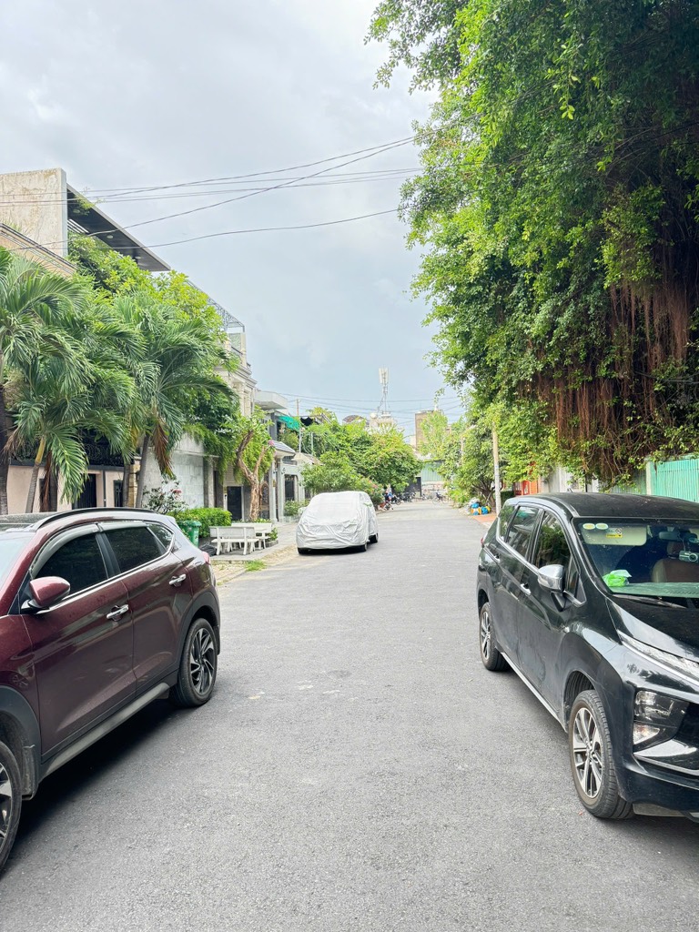 MẶT TIỀN - BIỆT THỰ VIP CÓ HỒ BƠI RIÊNG - NỘI THẤT CAO CẤP