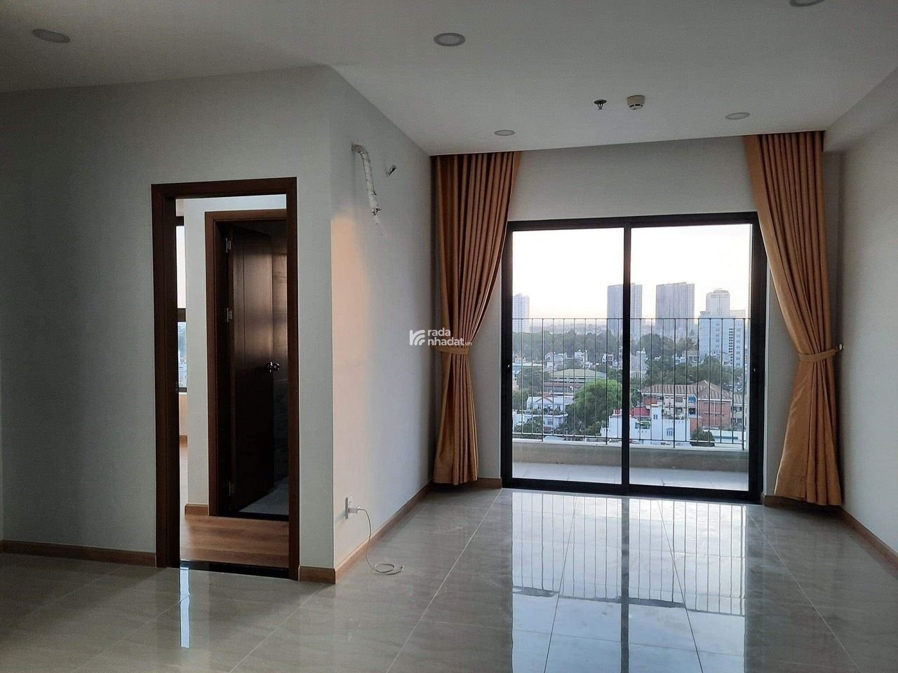 CHO THUÊ CĂN HỘ CHARM CITY NGAY NGÃ TƯ 550, CẠNH VINCOM DĨ AN,2PN 70m2 FULL NỘI THẤT DỌN VÀO Ở NGAY