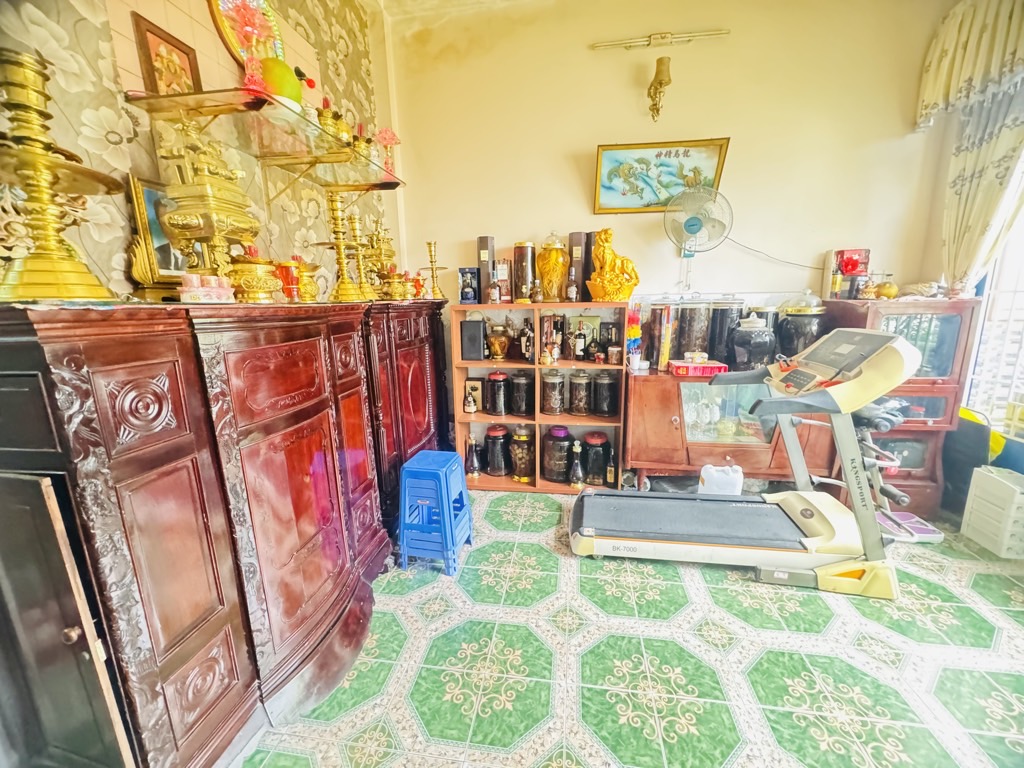 THẠCH LAM TÂN PHÚ - GẦN LUỸ BÁN BÍCH - ĐƯỜNG NHỰA THÔNG Ô TÔ NGỦ TRONG NHÀ -