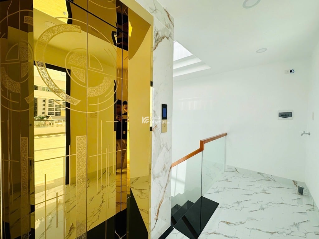 6 TẦNG THANG MÁY HUỲNH KHƯƠNG AN-P.5- GÒ VẤP- DT: 4.1*14M- GIÁ 15 TỶ 5