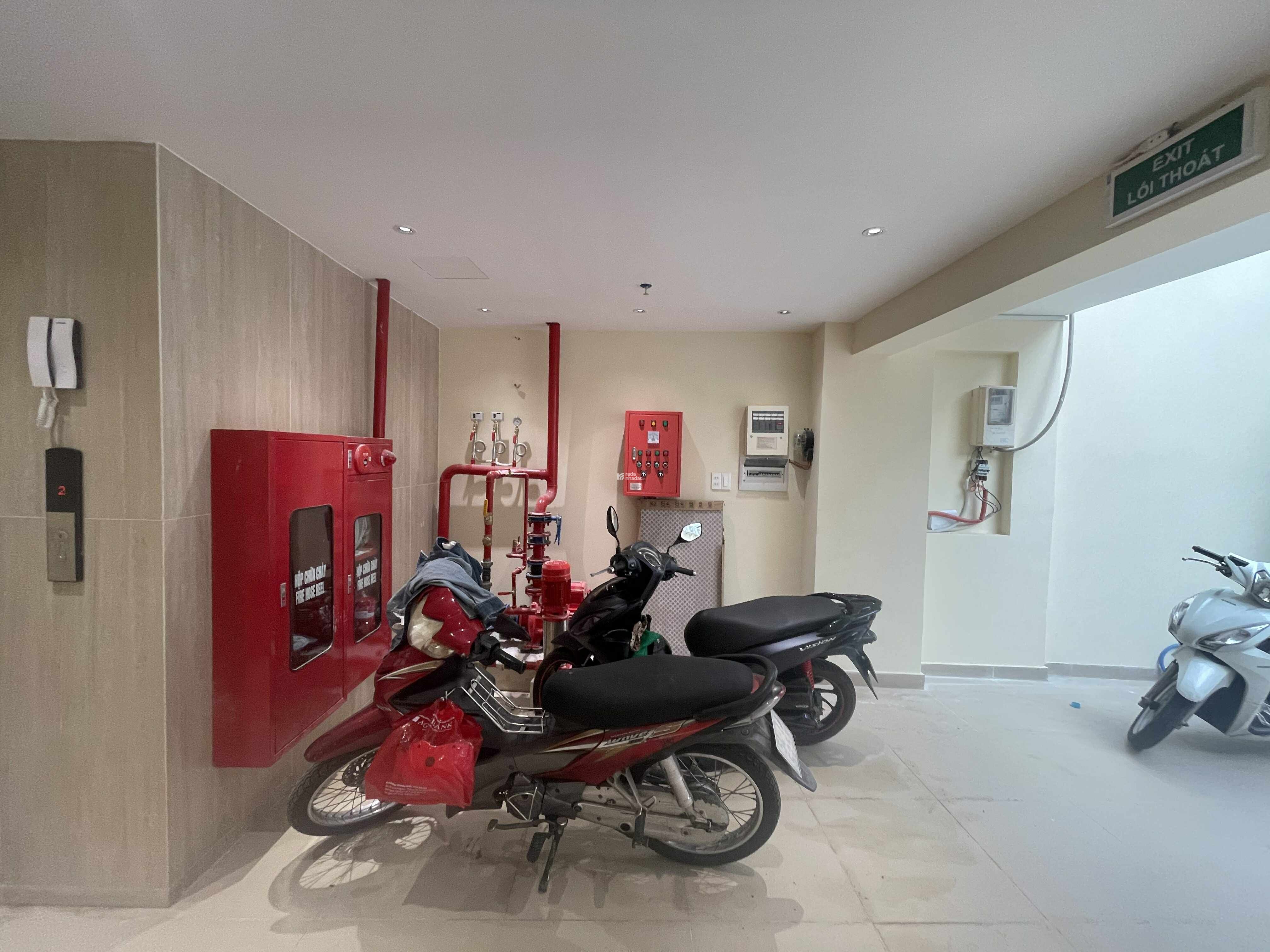 KHÁCH SẠN 6 TẦNG 19 PHÒNG PHONG CÁCH HÀN QUỐC - DOANH THU 200TR/THÁNG