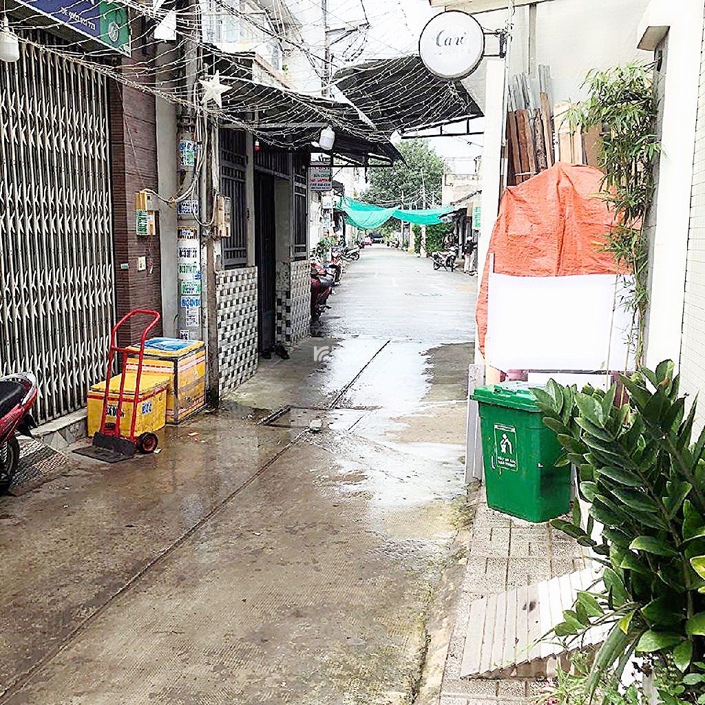 Bán nhà gần lê trọng tấn bình hưng hoà