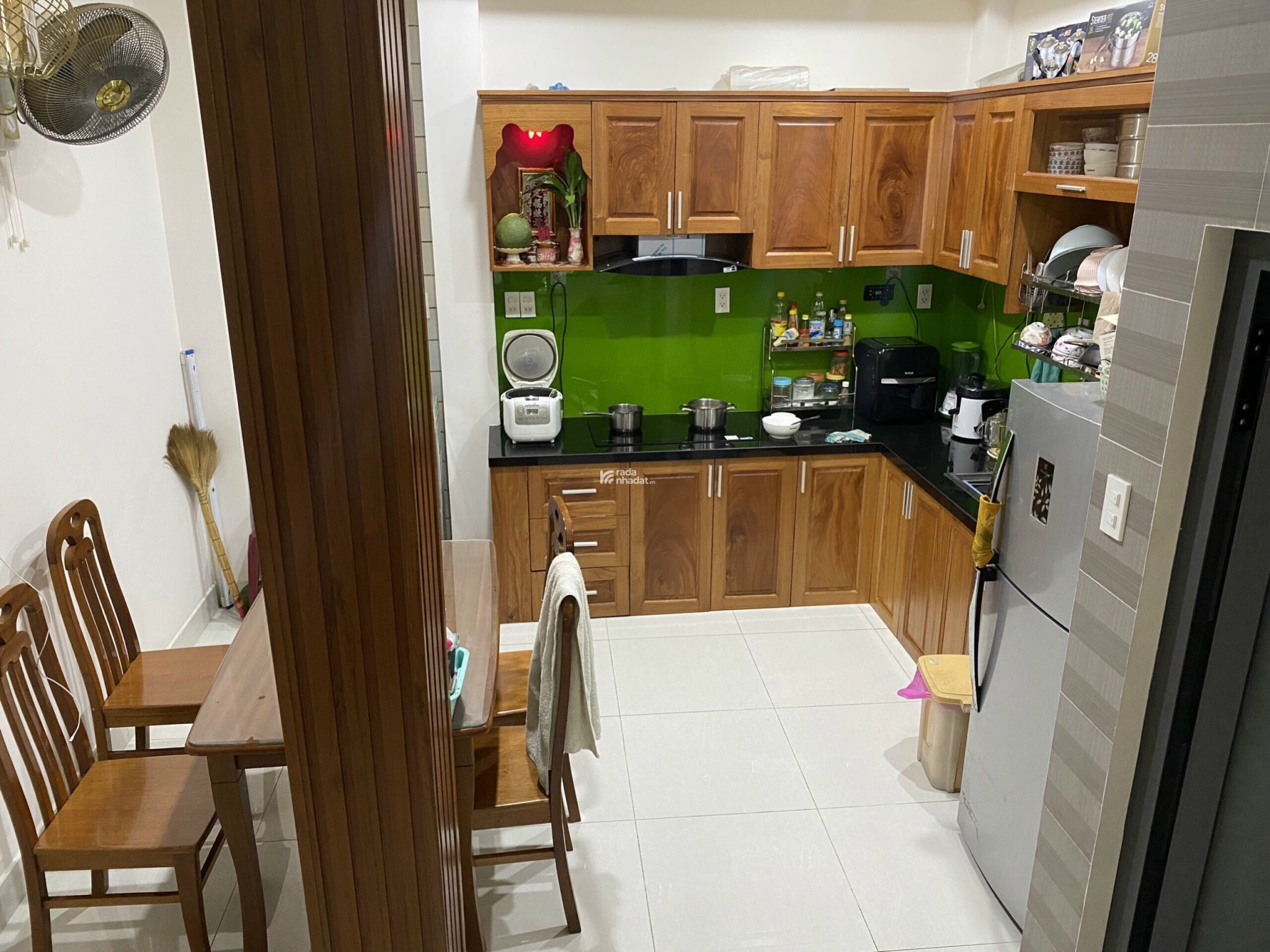Bán nhà Gò Vấp, 4 Tầng Xe hơi đậu trong nhà, Dt 4x18m- Giá 7.8 tỷ tl
