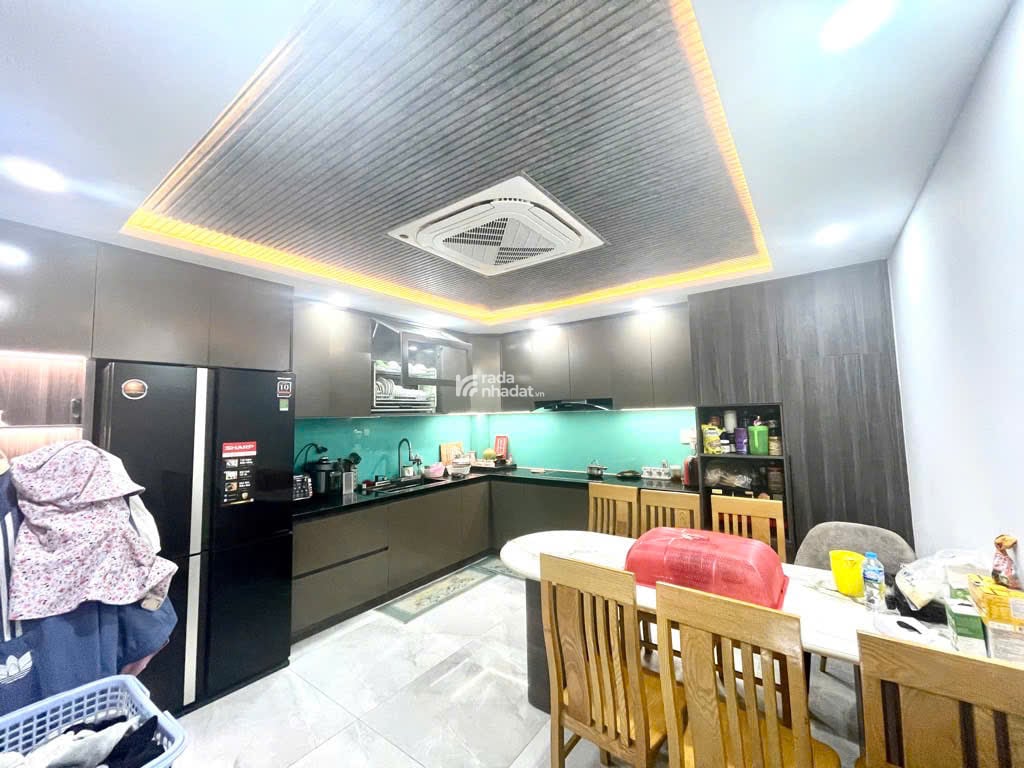 Nhà 6 tầng thang máy   Khu Phân Lô Dương Quảng Hàm  Gò Vấp  Đường 6m  4.2x17m  Giá 12.5Tỷ