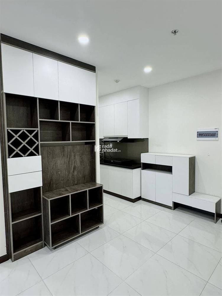 SIÊU RẺ- CHO THUÊ CĂN HỘ 2 PHÒNG NGỦ FULL NỘI THẤT CHỈ 8 TRIỆU CC CAO CẤP LÊ PHONG; LH: TRẦN HÀN VŨ