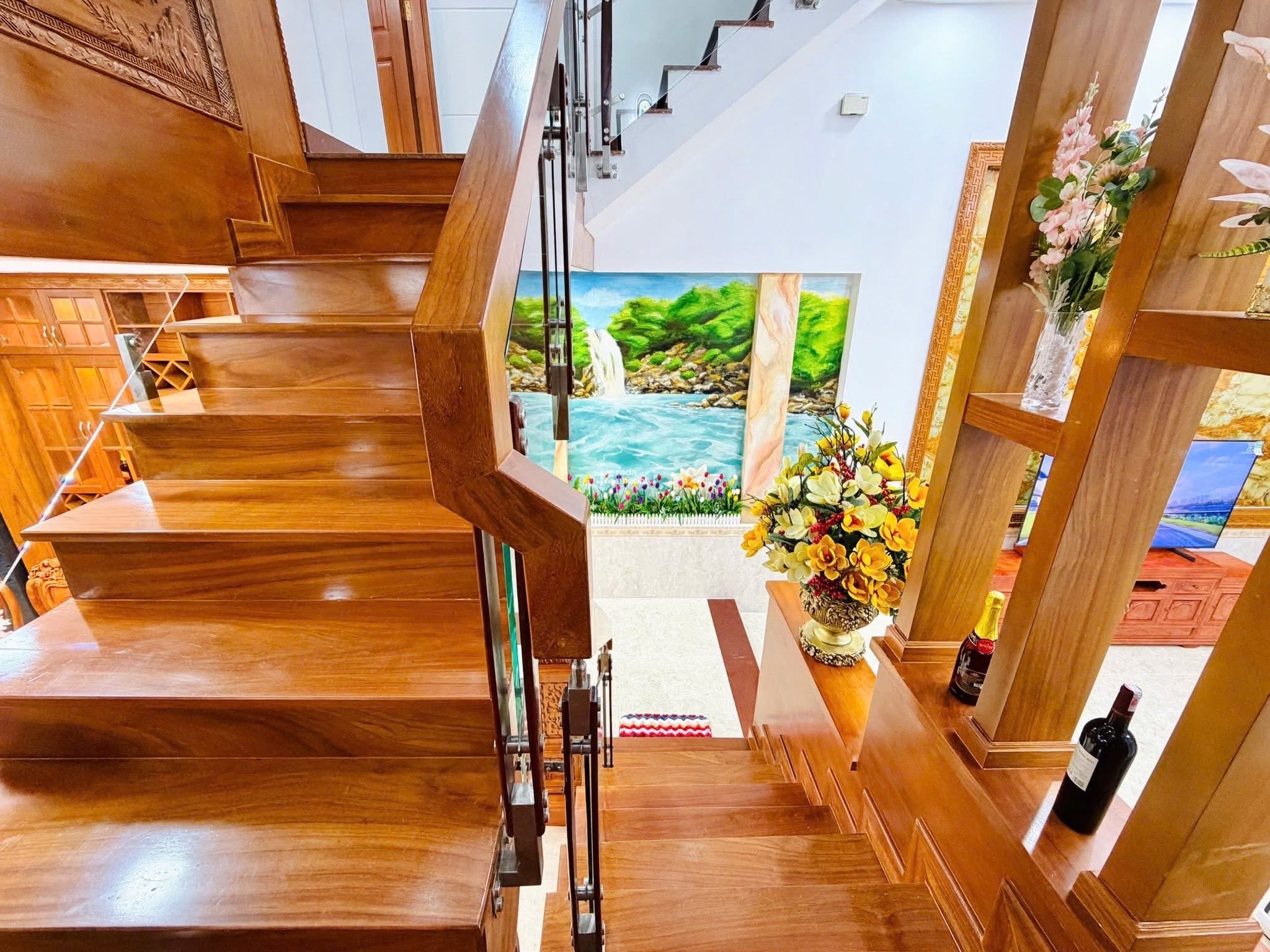 NHÀ 5 TẦNG FULL NỘI THẤT - 5x21 - HẺM NHỰA 6M, XE HƠI THÔNG - NHÀ MỚI FULL - CHỈ 13.5 TỶ TL