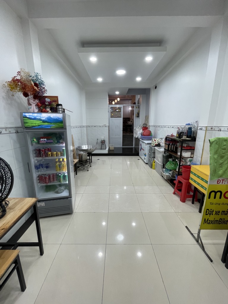 Mặt đường kinh doanh Phạm Vấn CHDV
