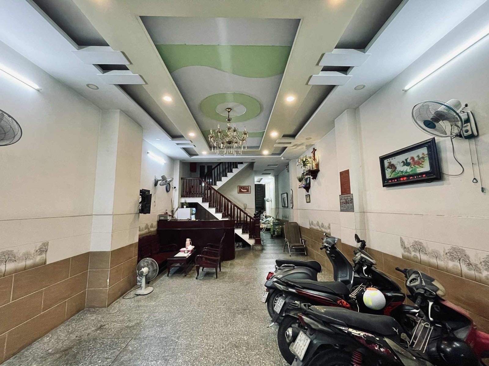 BÁN KHÁCH SẠN 16 PHÒNG - THANG MÁY - LÊ VĂN KHƯƠNG, HIỆP THÀNH, Q12 - THU NHẬP 80 TRIỆU/THÁNG 