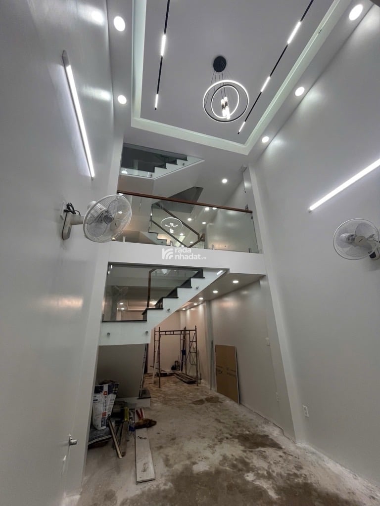 HẺM NHƯ MẶT TIỀN LẠC LONG QUÂN - 5 TẦNG Lạc Long Quân phường Bình Thới  Q11