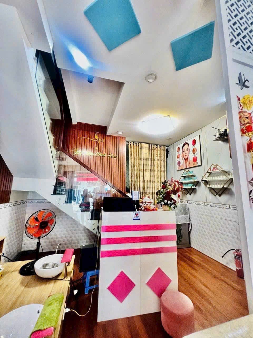MẶT TIỀN K. DOANH VIP, NGÃ 4 TÔ N VÂN - PHẠM V ĐỒNG CHO THUÊ 10tr/th 5X10; 6,5 TỶ.