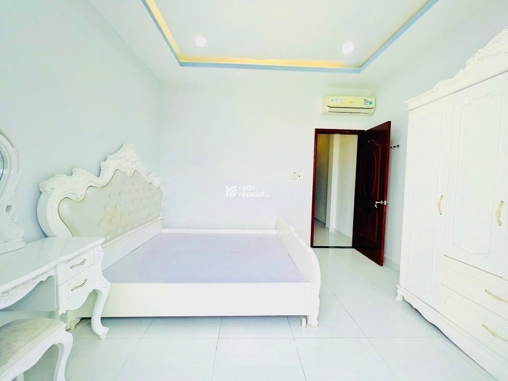 Bán nhà 1 trệt  2 lầu  1 tum  sân thượng, trinh tâm P. Long Trường, Quận 9 - nhỉnh 5 tỷ xíu.