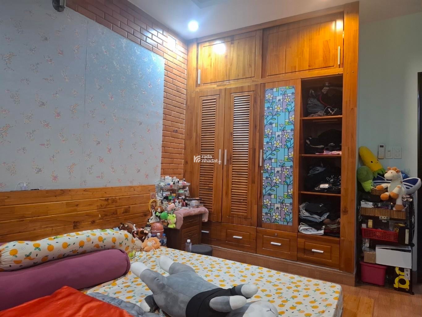 Biệt thự mini, 105m2, đường xe hơi vào tận nơi, tương lai mặt tiền, nhỉnh 5 tỷ.