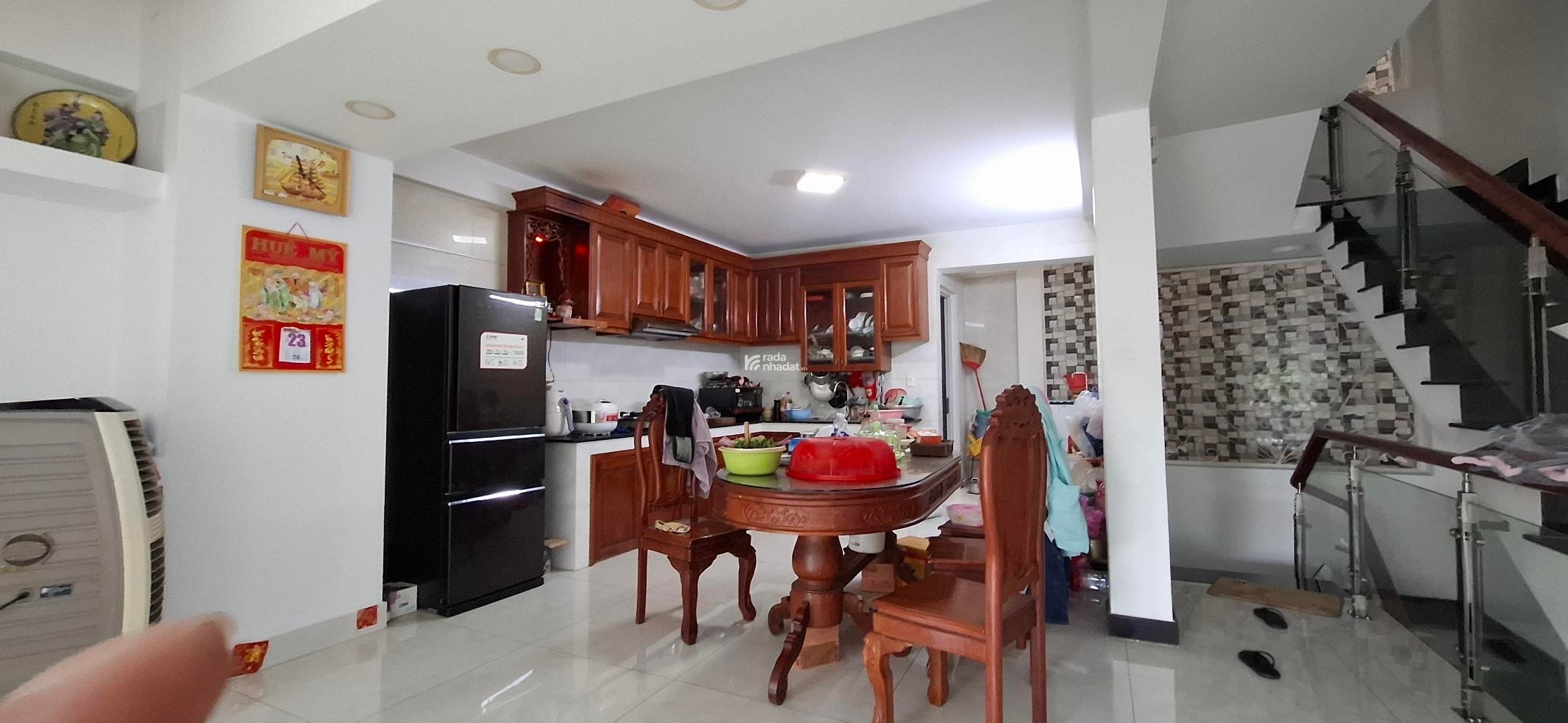 Biệt thự mini, 105m2, đường xe hơi vào tận nơi, tương lai mặt tiền, nhỉnh 5 tỷ.