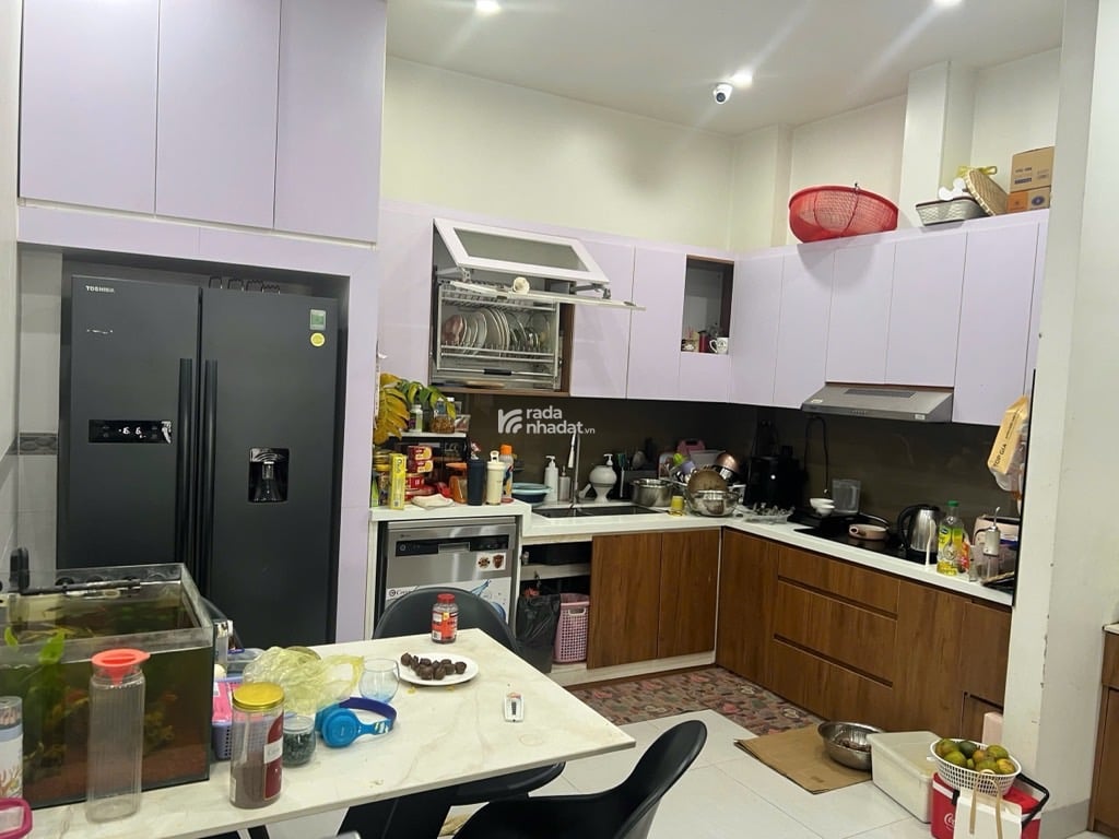 NHÀ ĐẸP Ở NGAY, HẺM NHỰA 8m THÔNG TỨ PHƯƠNG, SÁT CHỢ TAM HÀ, 4X15 CHỈ 7.5 TỶ.