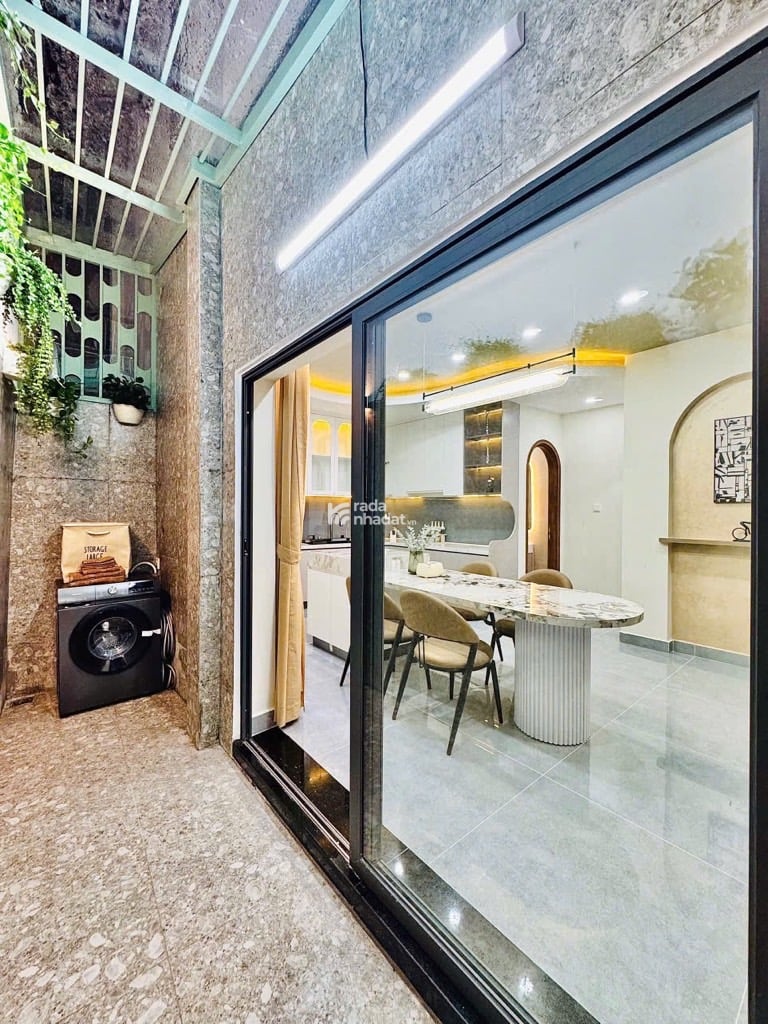 SÁT MT TRẦN HUY LIỆU, PHÚ NHUẬN, 46M2 TIỆN XÂY MỚI, TIỆN CẢI TẠO. GIẢM 200TR CHỈ CÒN 7.55T TL 