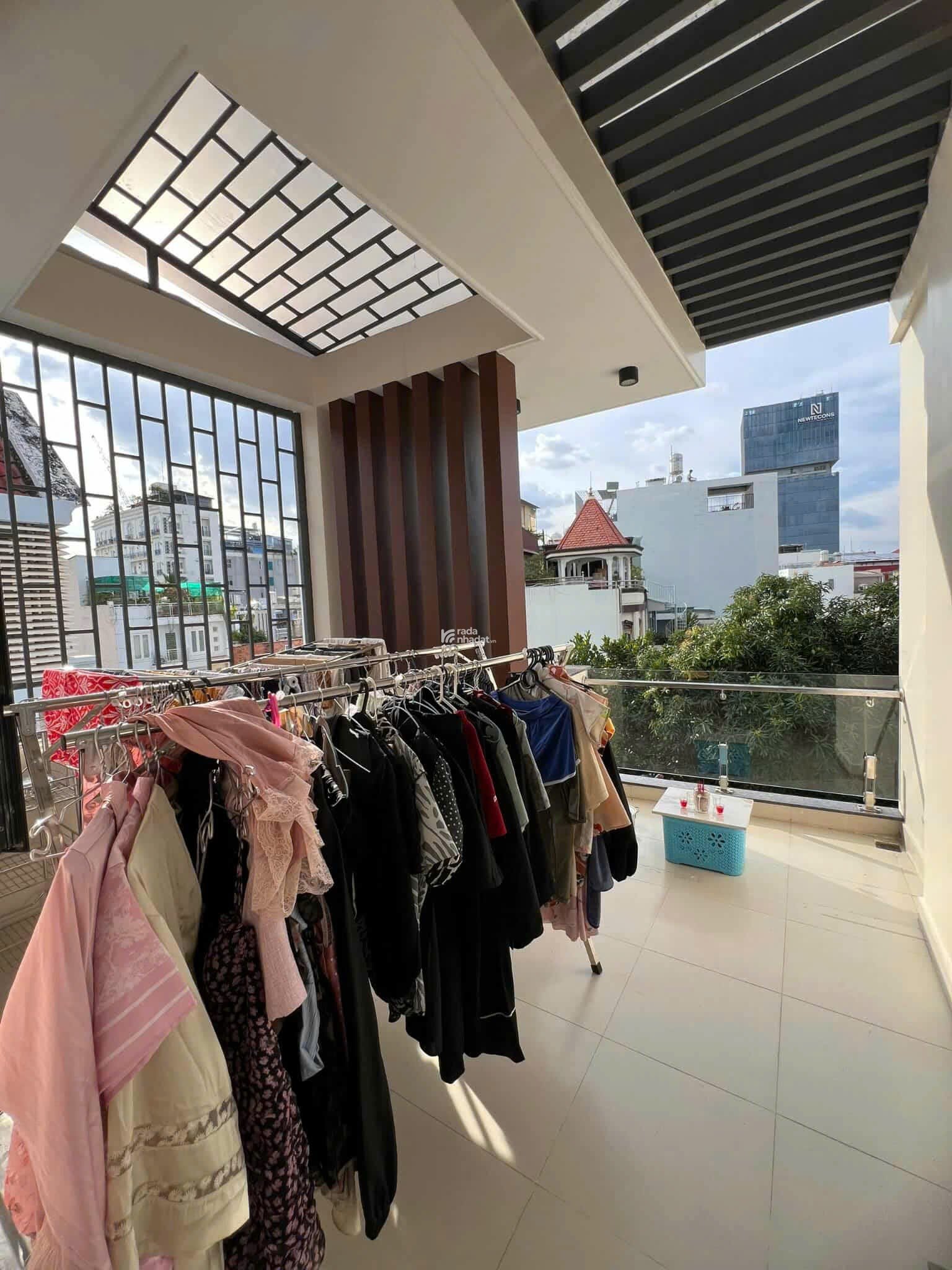 MẶT TIỀN PHÚ NHUẬN - 4 TẦNG ĐẸP 70M2 (417) - GIÁ RẺ 14.2 TỶ - CHO THUÊ 30TR/THÁNG