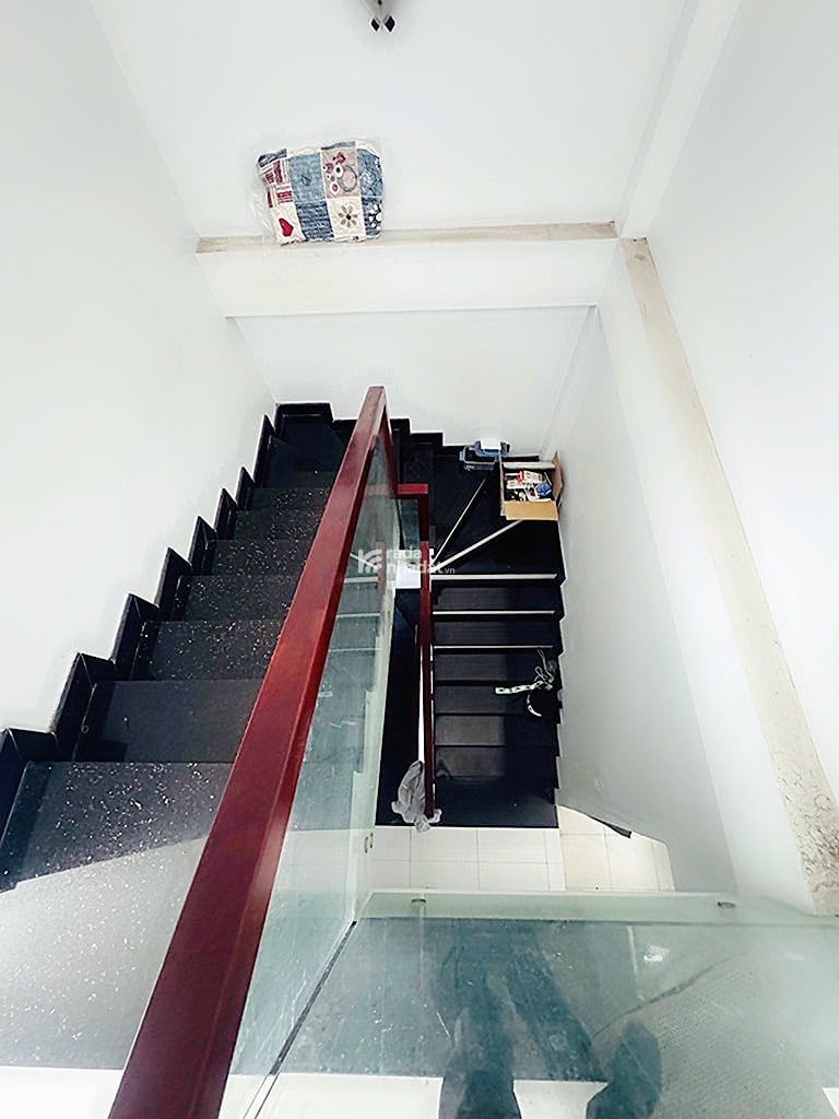 Bán nhà gần lê trọng tấn bình hưng hoà 
