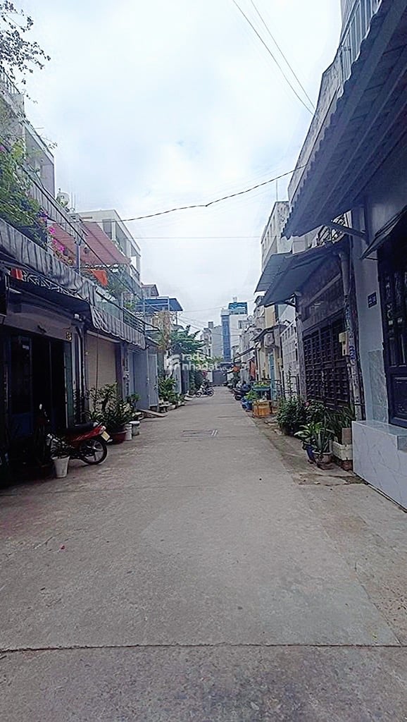 Bán nhà đường sô4 bình hưng hoà